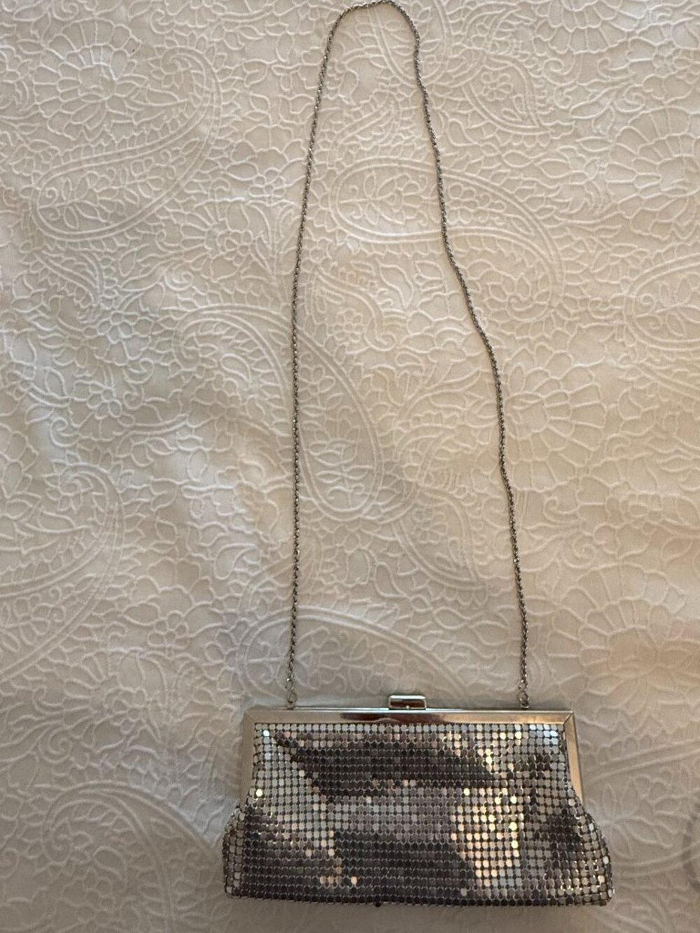 pre-loved silver mesh, satin lined clutch evening bag